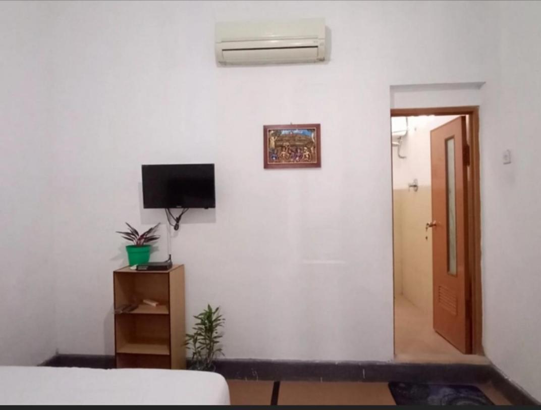 Brak Homestay Probolinggo Exterior photo